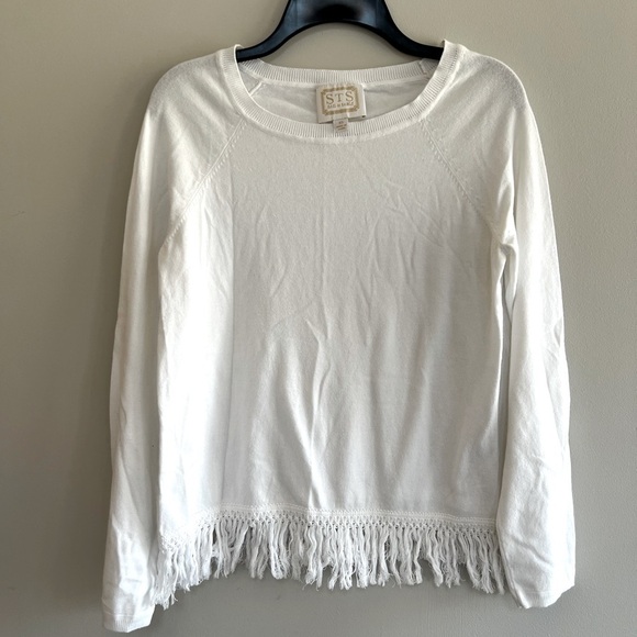 STS Sail to Sable LS Resort Fringed Sweater in White, size XS - Picture 1 of 6